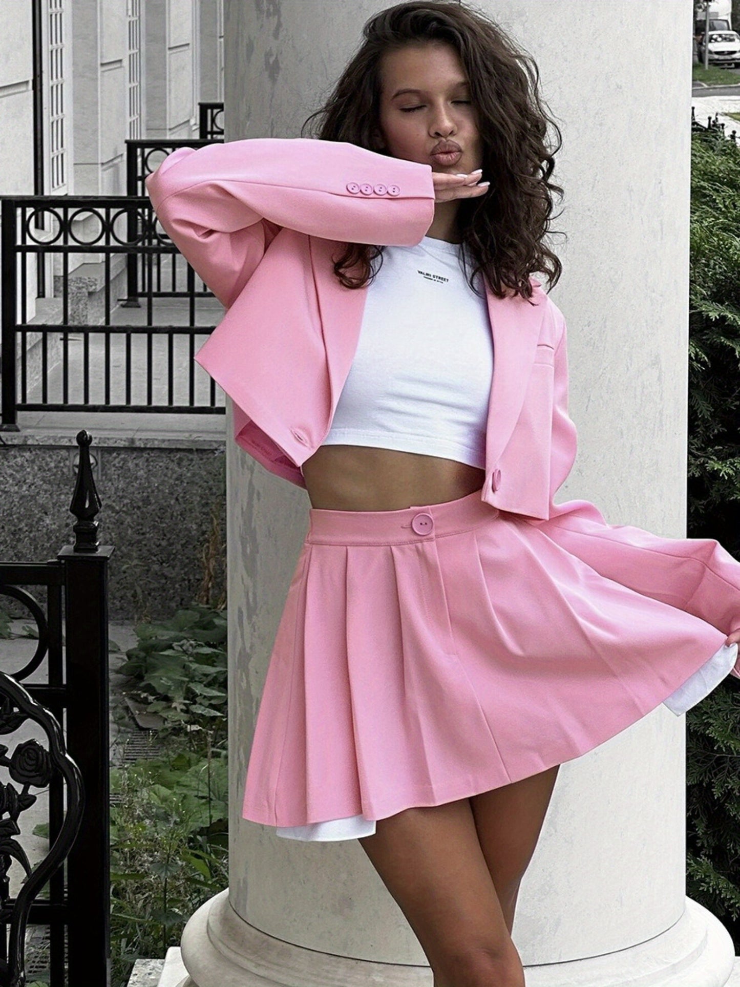 Women'S Y2K - Inspired Two-Piece Set - Cropped Blazer and Mini Skirt, Ideal for Trendy Casual Looks