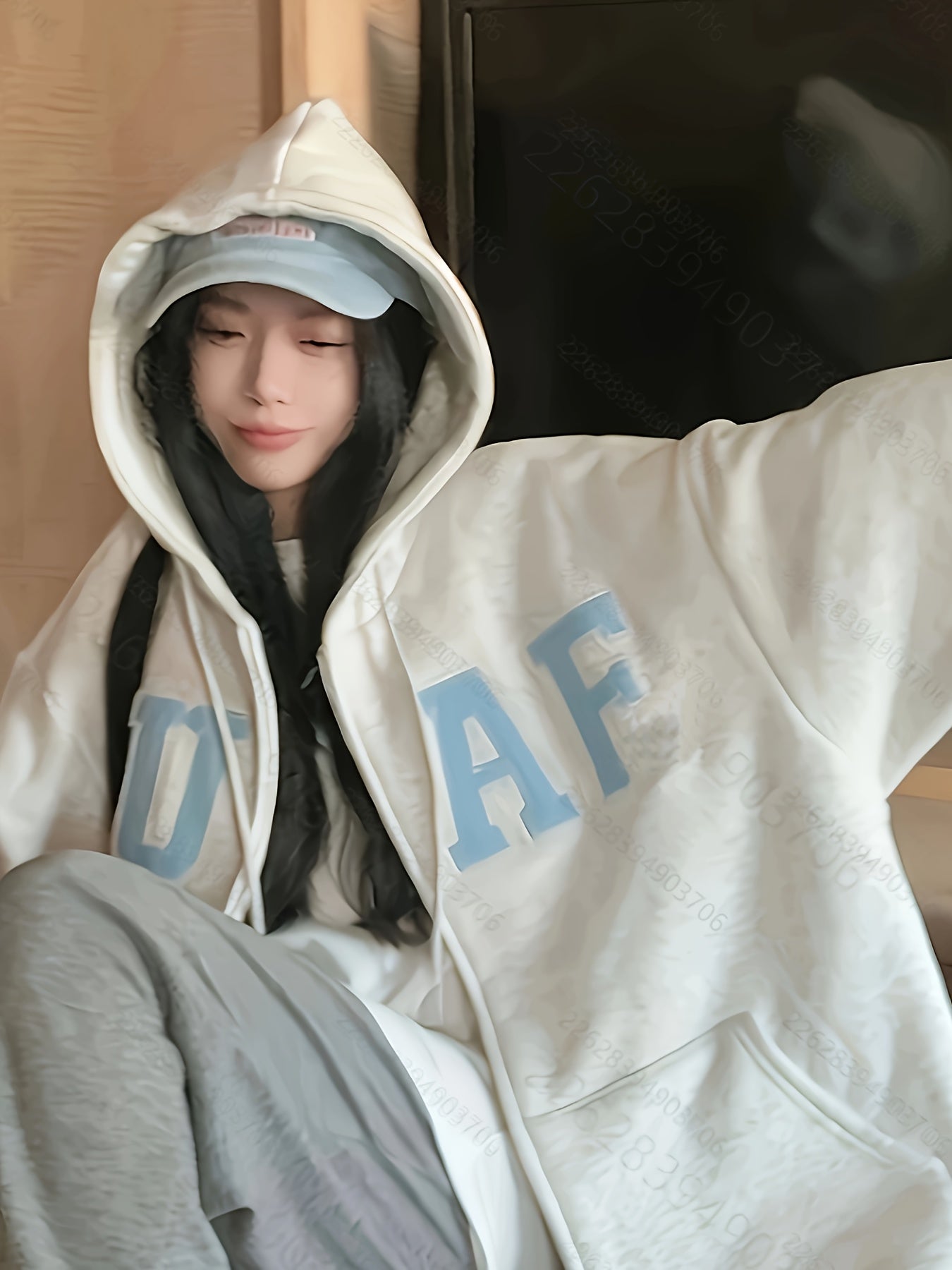Spring and Autumn Design Sensation Korean Style Loose Versatile Zip-Up Cardigan Jacket, Trendy Hooded Sweatshirt with Comfortable Zipper