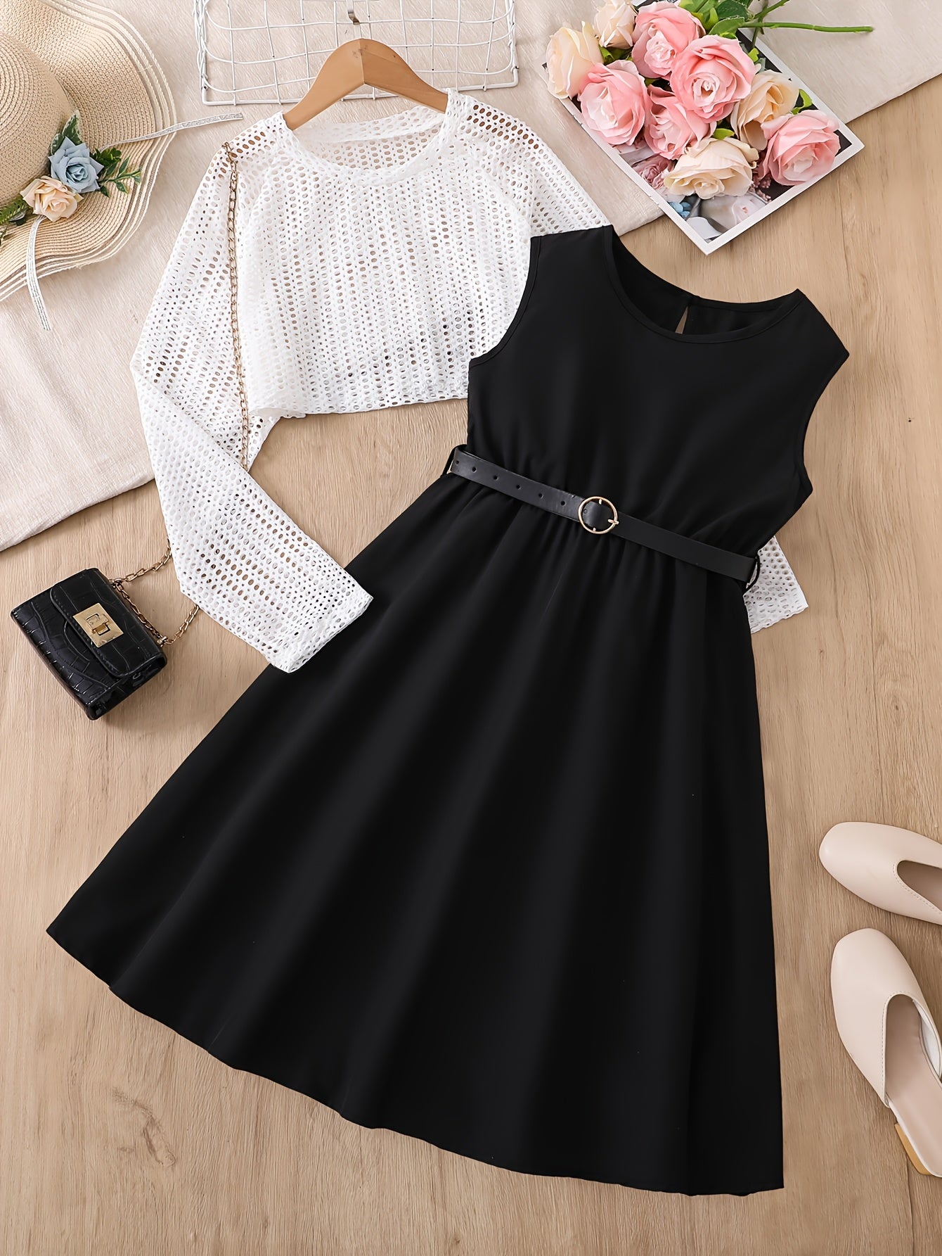 Fashionable Design Round Neck Mesh Breathable Top + Black Simple All-Match Dress Set Two-Piece Suit