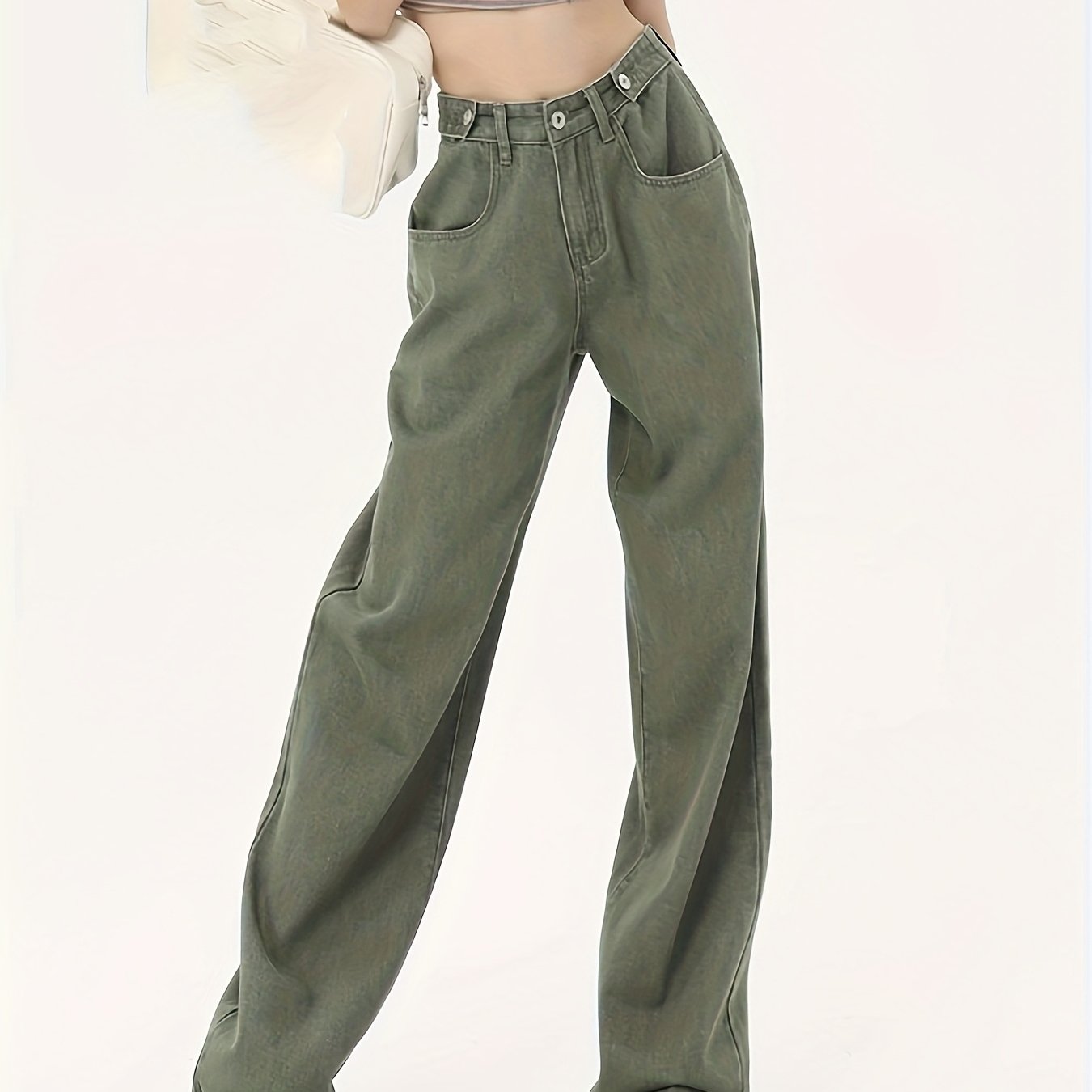 Trendy Distressed Street-Style Loose Jeans for Women, Featuring Straight Legs, Versatile for Daily Wear, Offering Comfort And a Casual Yet Slim Fit.