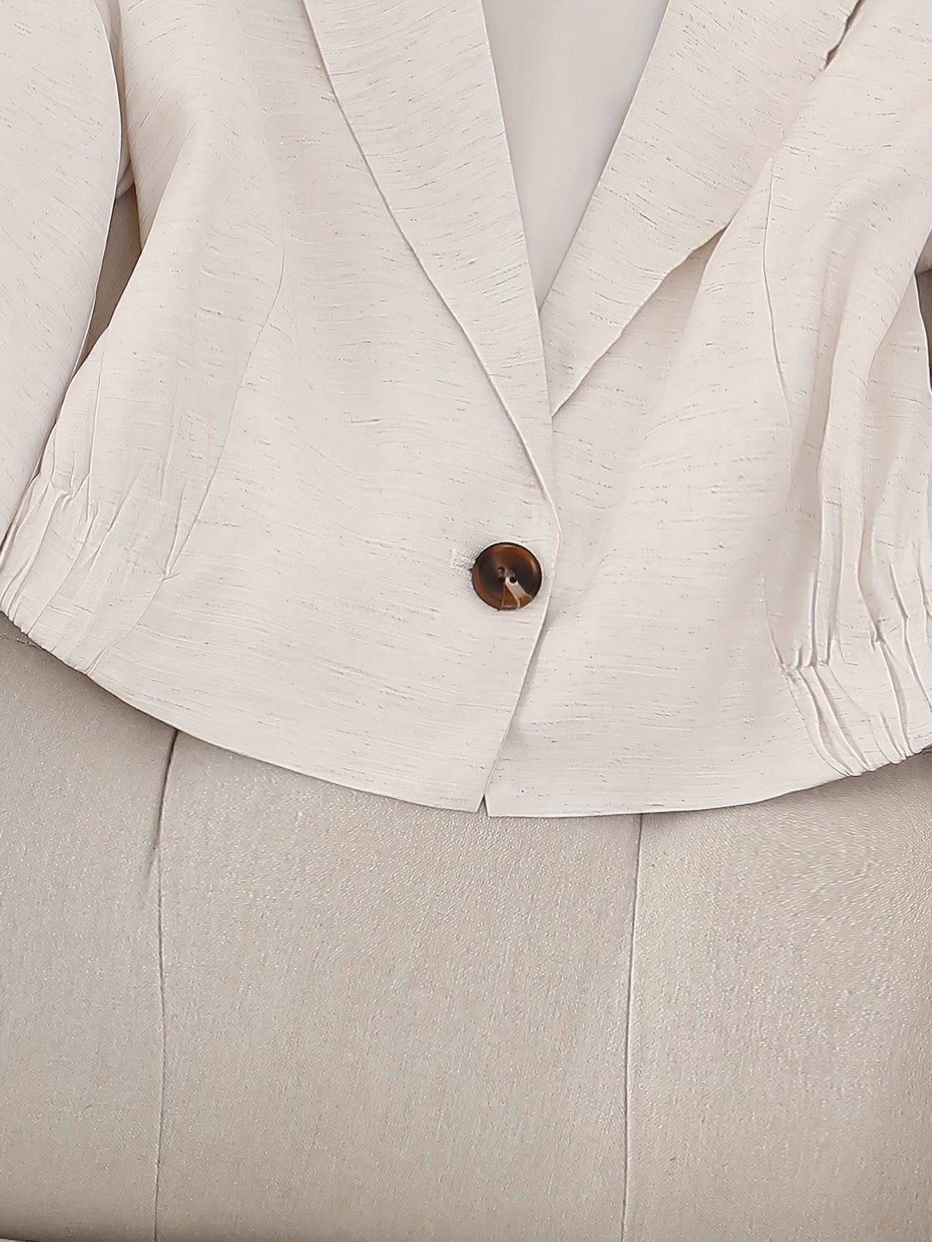 Chic Blazer Chic Beige Women's Blazer | Elegant Short Jacket with Decorative Buttons & Loose Drawstring Pants - Stylish Office or Casual Wear for Spring\u002FFall